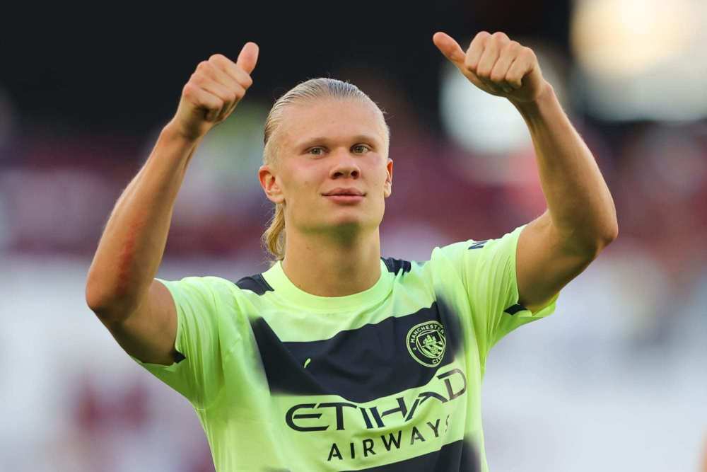 成功转型，米体：库普梅纳斯已成尤文不可或缺的组织型后卫（米体：库普梅纳斯完成蜕变，已是尤文后防的组织核心）