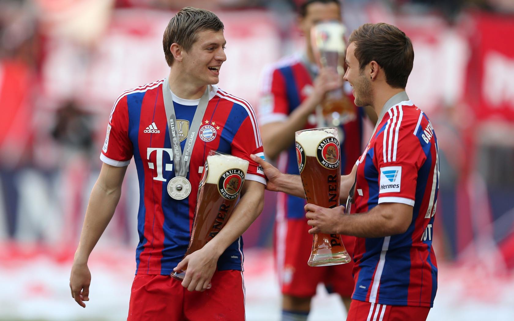 阿斯：托雷斯荣获阿斯报终身成就奖，将于12月1日领奖（托雷斯荣膺阿斯报终身成就奖，12月1日领取荣誉）