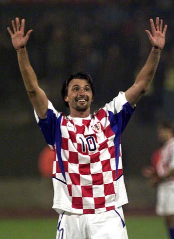 官方：米兰对阵恩泰拉的友谊赛将于11月14日18：30进行（官宣：米兰与恩泰拉的热身赛将于11月14日18：30开球）