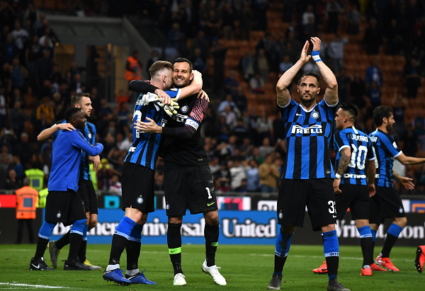 欧洲五大联赛积分榜激烈竞争（欧陆五大联赛积分榜争夺白热化）