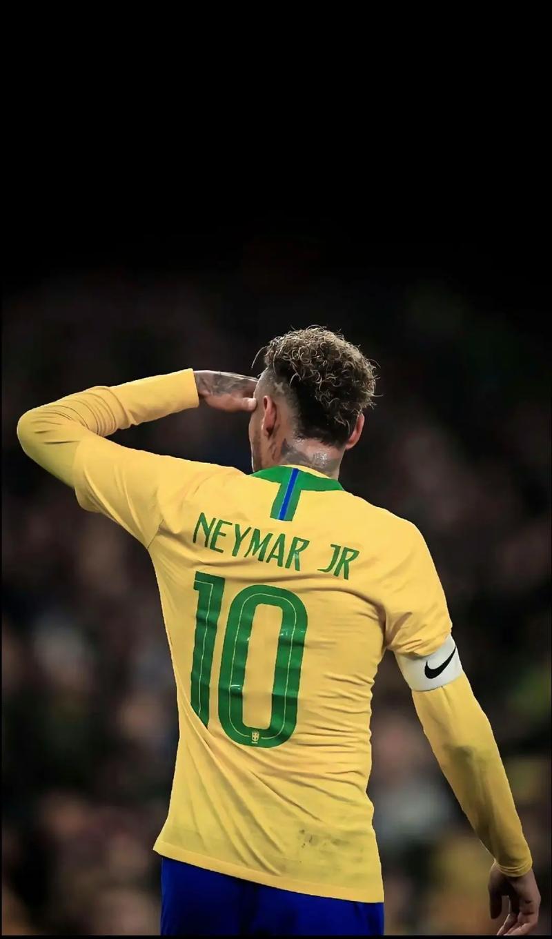 尤文2-0帕福斯，戴维破门+失良机，麦肯尼建功，伊尔迪兹助攻（尤文2-0帕福斯：麦肯尼进球，伊尔迪兹送助攻，戴维破门仍错失良机）