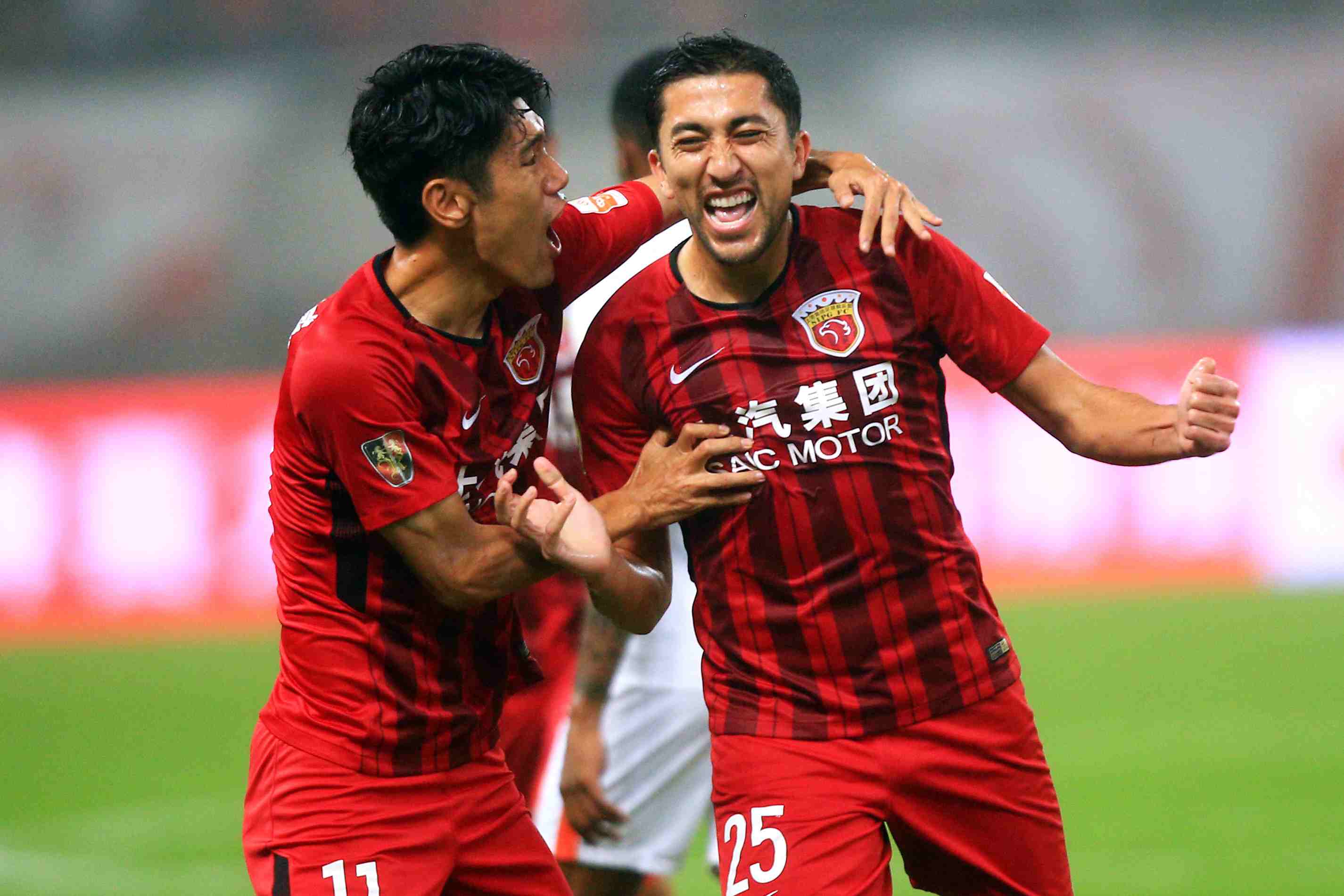 英格兰球员周薪排行榜：伊万-托尼42.3万镑居首，凯恩第二（英格兰球员周薪榜：伊万·托尼以42.3万镑领跑，凯恩居次）