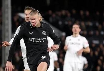 申花官方：今日一线队收假集结训练，阿苏埃、陈晋一等未归队（申花通报：一线队今日收假集训，阿苏埃、陈晋一等仍未归队）