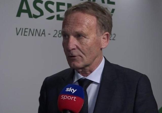 比塞克：不考虑转会问题；我必须持续出场才有机会踢世界杯（比塞克：暂不谈转会，只有稳定出场才有望踢世界杯）