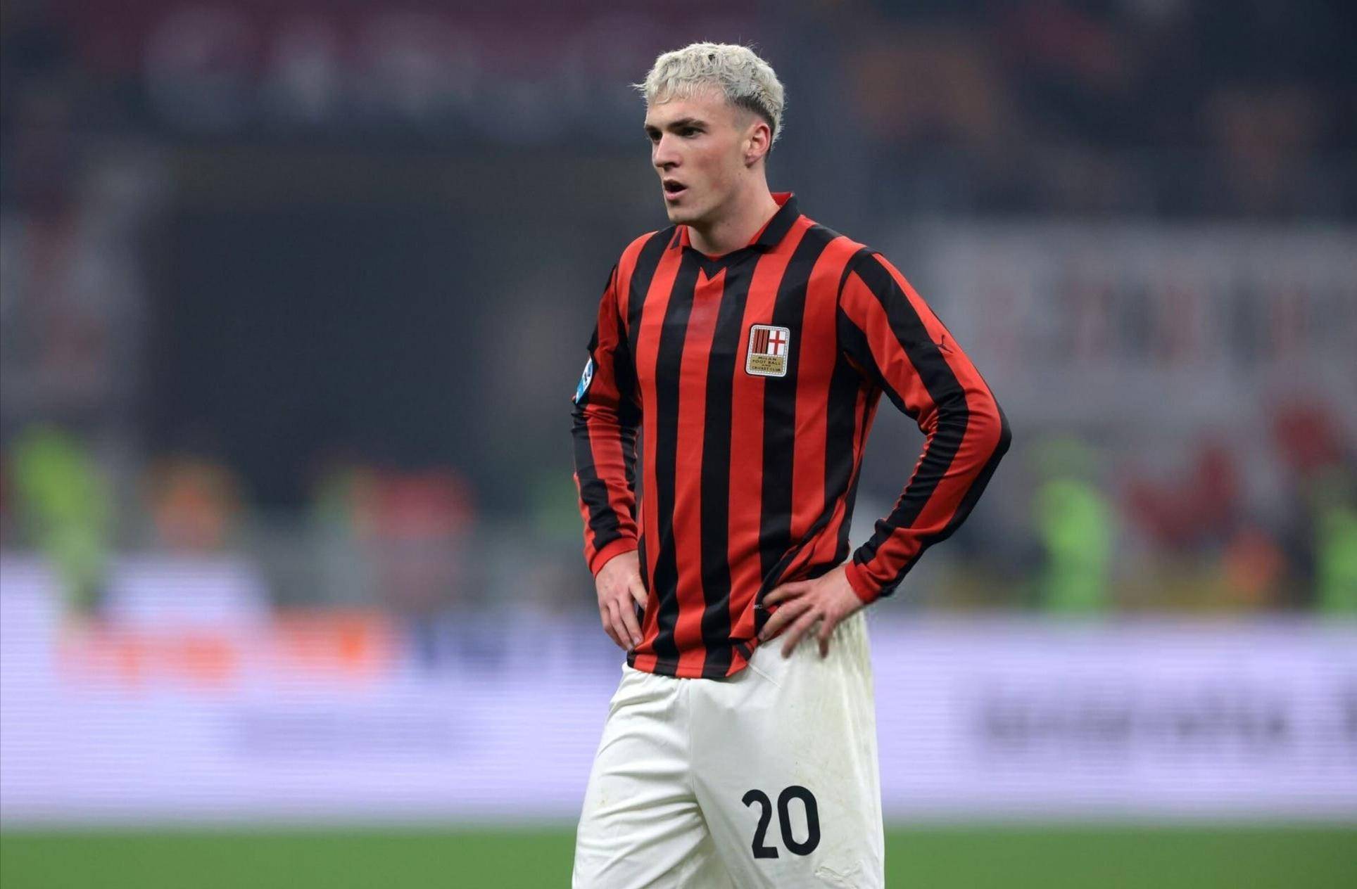 德转列希腊球员历史身价前10：马诺拉斯4500万第1，帕帕上榜（德转盘点希腊球员历史最高身价TOP10：马诺拉斯4500万居首，帕帕入围）