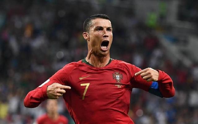 西媒：苏契奇一只脚已踏出皇社大门，球队愿意直接出售他（西媒：苏契奇基本确定离开皇社，俱乐部倾向直接出售）