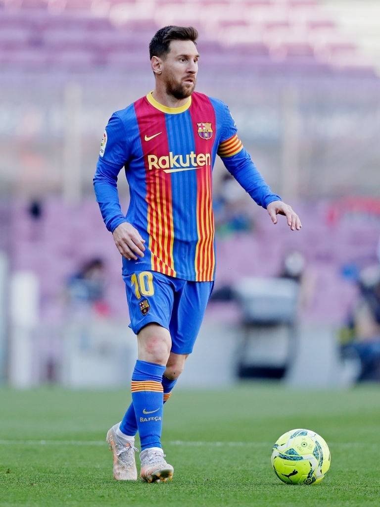 CBA揭幕战外援表现可圈可点，双方外援得分占比均超五成（CBA首战外援抢眼：两队得分过半由外援贡献）