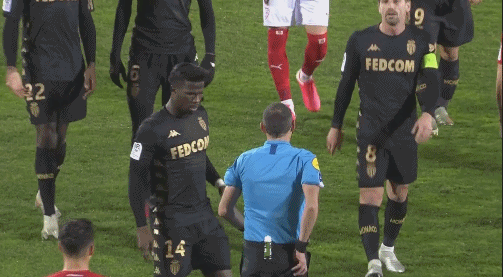 62场，埃梅里成为维拉队史带队英超胜场数第一的主帅（埃梅里执教62场，登顶维拉英超胜场最多主帅）