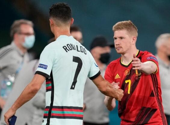 亚冠最新积分战报 成都蓉城上海海港无力赢球 中超三强继续垫底（亚冠积分更新：成都蓉城与上海海港未能取胜，中超三强依旧垫底）