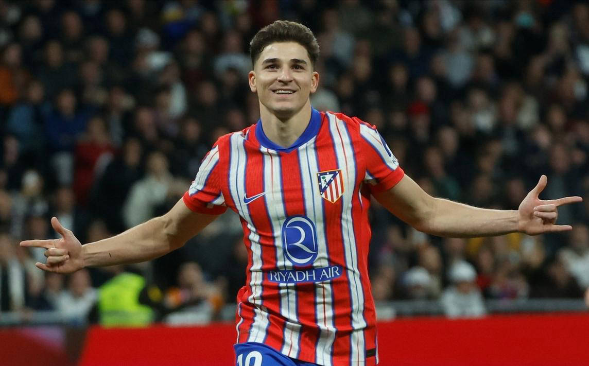 C罗：明年是我最后一届世界杯；希望成为年轻一代的榜样（C罗：明年将迎来职业生涯最后一届世界杯，期望成为新生代的榜样）