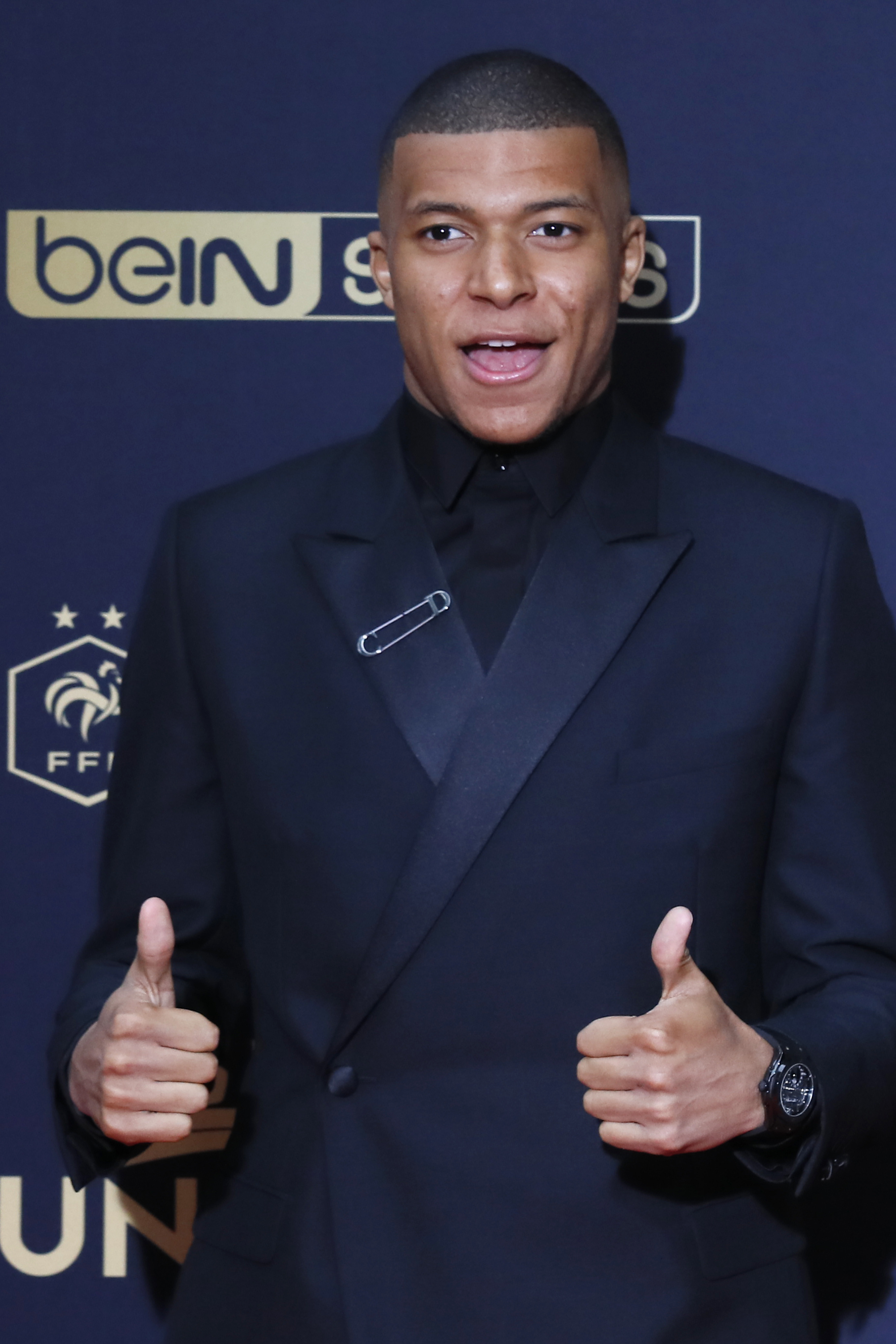 斯帕莱蒂：两连胜是球员们靠自己赢得的，我没有插手（斯帕莱蒂：两连胜全靠球员，我并未插手）