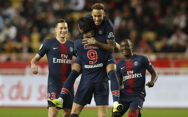 温格：除英超球队之外，拜仁和巴黎是最有希望赢得欧冠的球队（温格：英超之外，欧冠最大热门是拜仁与巴黎）